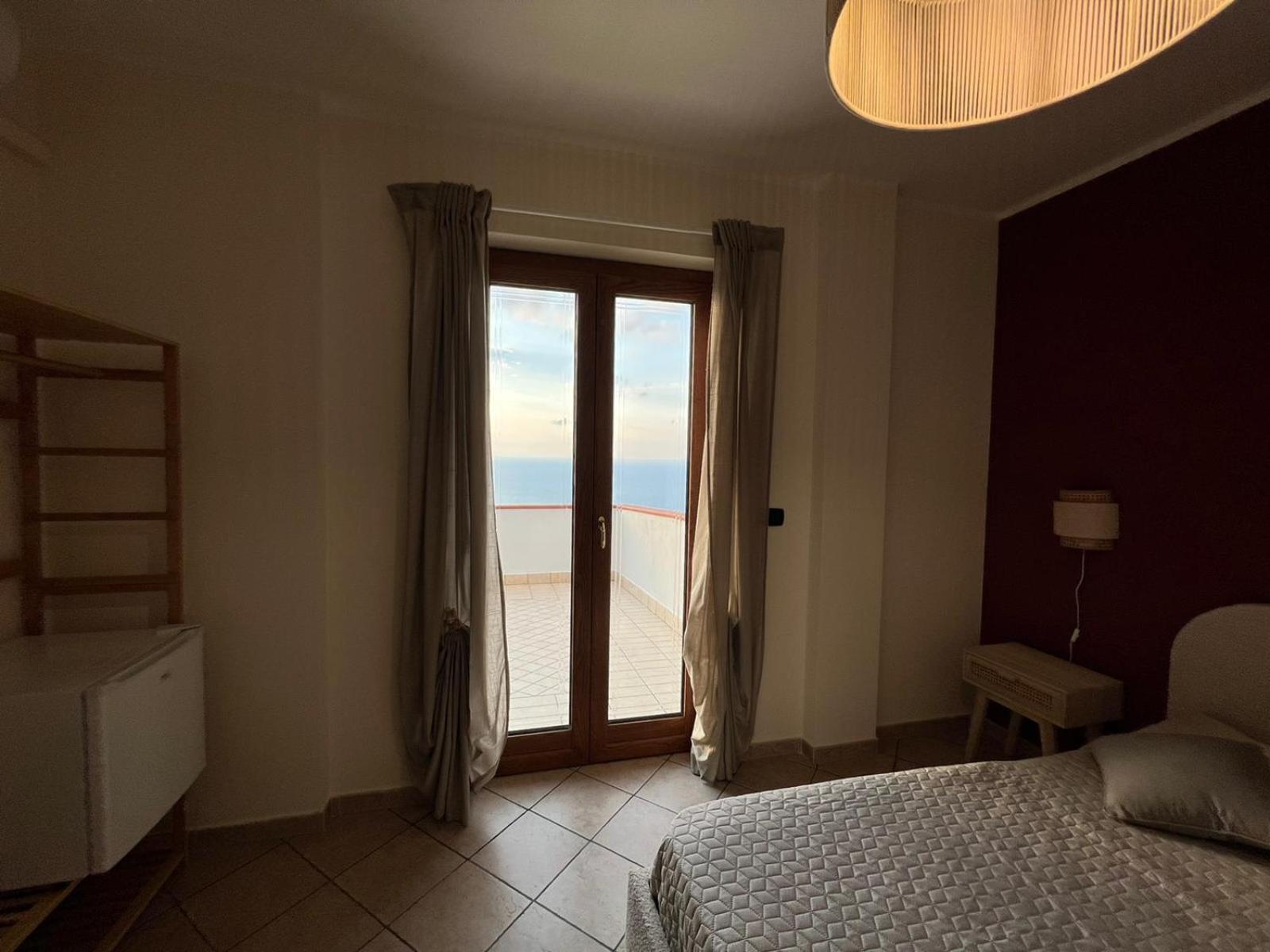 Villa Kiru Vibo Valentia Buitenkant foto